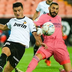 Guillamón, de cuarto central a indiscutible y líder de la Rojita