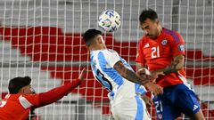 1x1 de Chile: Catalán y Paulo Díaz marcaron la diferencia en un equipo que batalló poco