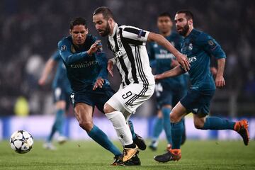 Higuaín and Varane.