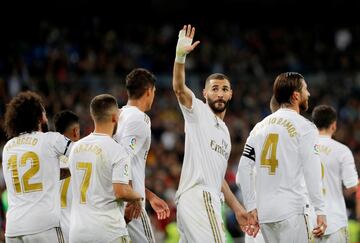 4-0. Karim Benzema celebró el cuarto tanto que marcó desde los once metros.