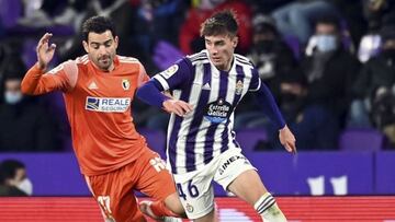 Iv&aacute;n Fresneda, jugador del Real Valladolid, durante un partido de LaLiga SmartBank.