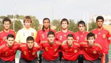 <b>TRIUNFO. </b>La Sub-17, en una foto del año pasado, irá al Europeo.