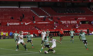 Munir en el ¨¢rea.