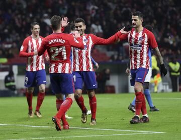 2-0. Gameiro celebr¨® el segundo tanto.