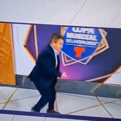 Miguel Herrera realiza ‘danza prehispánica’ para mandarle buenas vibras a México