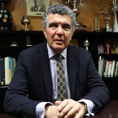 Bertrán cierra 25 años dorados de la natación en Cataluña