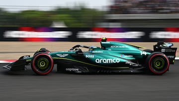 Fernando Alonso (Aston Martin AMR24). Shanghái, China. F1 2024.