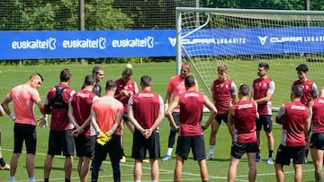 04/06/22 EIBAR ENTRENAMIENTO PREVIO A PLAYOFF ASCENDO A PRIMERA
GRUPO
FOTO.ENVIADA.POR.ALFONSO.HERRAN