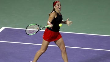 Ostapenko to face Stephens in Miami Open final