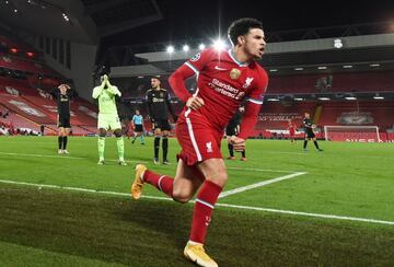 Liverpool's Curtis Jones scores