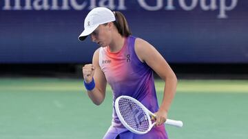 MASON, OHIO - AUGUST 14: Iga Swiatek of Poland reacts after winning a point during her match against Varvara Gracheva of France during Day 4 of the Cincinnati Open at the Lindner Family Tennis Center on August 14, 2024 in Mason, Ohio. Dylan Buell/Getty Images/AFP (Photo by Dylan Buell / GETTY IMAGES NORTH AMERICA / Getty Images via AFP)