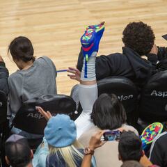 Doncic, patas arriba en Los Ángeles