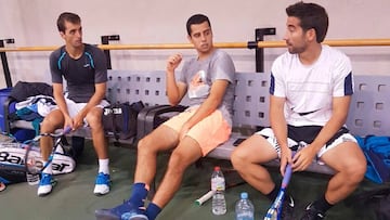 Jaume Munar, junto a Albert Ramos y Marc López tras un entrenamiento en la sala Pionir antes de la eliminatoria de Copa Davis entre España y Serbia.