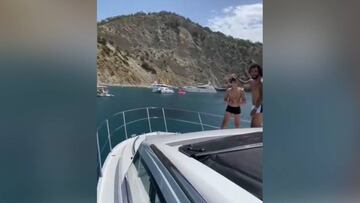 El peligroso movimiento de Marcelo en un barco mientras disfruta sus vacaciones