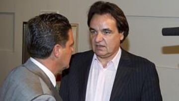 <b>EL PLAN. </b>Constantin le cuenta a Joaquín Maroto los próximos pasos que dará contra FIFA y UEFA.