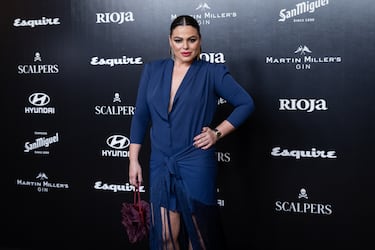 Marisa Jara atiende a los medios en el posado de la gala de entrega de los Premios Hombres del Año Esquire en el Casino de Madrid.
