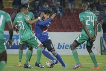 El debut de los dos equipos capitalinos en la Copa Águila. El juego bogotano fue animado por la parcial que en su mayoría fue azul.