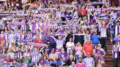 VALLADOLID, SPAIN - JUNE 16: Fans of Real Valladolid  during the La Liga 123 play off match between Real Valladolid and Club Deportivo Numancia at Jose Zorilla stadium on June 16, 2018 in Valladolid, Spain. (Photo by Octavio Passos/Getty Images)