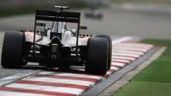 Fernando Alonso con el McLaren en China.