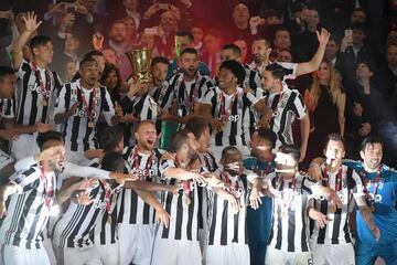 Celebración de la Juventus por la consecución de la Copa de Italia ante el Milán. 