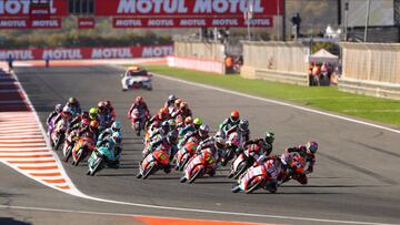 Primera vuelta de Moto3.