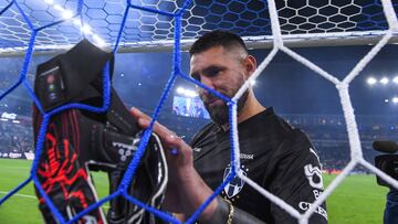 Player Jonathan Orozco retires from football during the 7th round match between Monterrey and Toluca as part of the Torneo Clausura 2024 Liga BBVA MX at BBVA Bancomer Stadium on February 18, 2024 in Monterrey, Nuevo Leon, Mexico.