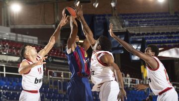 El Barcelona y el Olympiacos, durante la novena jornada de la Euroliga