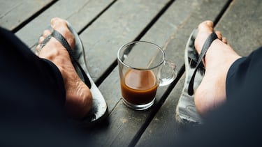 ?Cu¨¢ndo se crearon las chanclas? El origen del calzado m¨¢s t¨ªpico del verano
