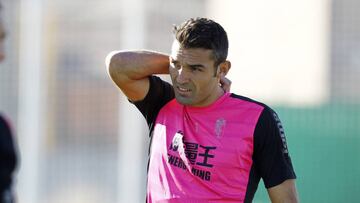 David Barral en el entrenamiento con el Granada