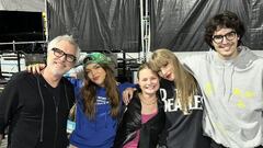 Así fue el encuentro de Alfonso Cuarón y su familia con Taylor Swift en CDMX