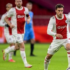 Balde, 'propina' por Tagliafico