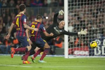 3-0. Alexis anota el tercer gol.