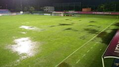 El campo de la final suele tener problemas de drenaje