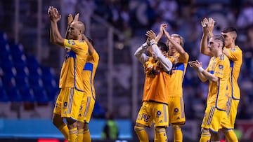 Guido Pizarro, Marcelo Flores of Tigres during the 13th round match between Puebla and Tigres UANL as part of the Torneo Clausura 2024 Liga BBVA MX at Cuauhtemoc Stadium on March 29, 2024 in Puebla, Puebla, Mexico.