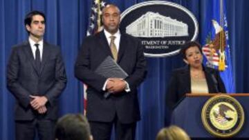 IMPLACABLE. Loretta Lynch, Fiscal General de Estados Unidos, en la conferencia de prensa de ayer donde confirmó las detenciones.