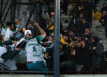 En imágenes la batalla campal entre Peñarol y Palmeiras