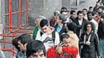 No hay las colas de otros partidos.