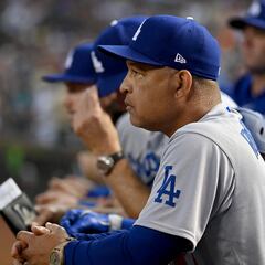 Los Dodgers van por dos estrellas de Milwaukee Brewers: Burnes y Adames