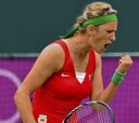 Azarenka y Serena Williams ganan y se citan en semifinales