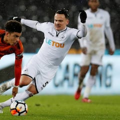 Las Palmas se interpone en la cesión de Roque Mesa al Sevilla