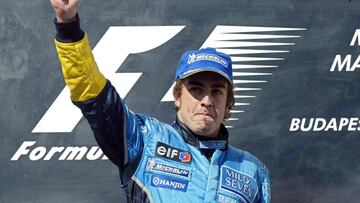 A pesar de que solo tenga una victoria en este circuito, fue una de las más importantes de su carrera. Fernando Alonso consiguió vencer en 2003 en Hungaroring con el equipo de Renault, convirtiéndose en el entonces el joven más ganador de un GP, liderando en todas las vueltas menos en la que entró a hacer su primera parada. Segundo quedó Kimi Raikkönen y tercero Juan Pablo Montoya. Fue la primera victoria en su carrera, ahí empezó todo. Dos años después comenzó su legado, ya que se proclamó campeón del mundo tanto en 2005 como en 2006. En lo que concierne al piloto español con este circuito, el asturiano no ha vuelto a ganar en Hungría, pero sí que logró una pole en 2009 y una vuelta rápida en 2017. El año pasado se coronó ganador de la carrera su compañero de equipo en Alpine, Esteban Ocon. Pero lo más vibrante de esa carrera fue vivir el duelo entre Alonso y Hamilton, donde el piloto español aguantó los ataques del británico, quien finalmente acabó segundo. El asturiano acabó quinto en esta carrera.