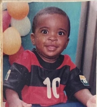 Una tierna imagen del jugador brasileño en su niñez. 