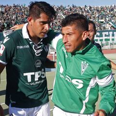 Wanderers goleó a Municipal Santiago y clasificó en la Copa