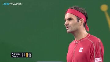 "¿Cuál es la regla?" Enfadar así a Federer parecía imposible, tensa discusión con un árbitro español