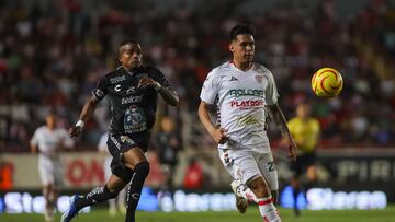 Diego omen of Necaxa during the 13th round match between Necaxa and Leon as part of the Torneo Clausura 2024 Liga BBVA MX at Victoria Stadium on March 31, 2024 in Aguascalientes, Mexico.