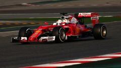 Sebastian Vettel rodando con el Ferrari SF16-H en los test de Barcelona.