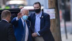 WILMINGTON, DE - NOVEMBER 25: &nbsp;President-elect Joe Biden waves to the media while arriving to deliver a Thanksgiving address at the Queen Theatre on November 25, 2020 in Wilmington, Delaware.&nbsp;As Biden waits to be approved for official national s