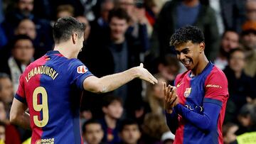 Lamine Yamal y Robert Lewandowski