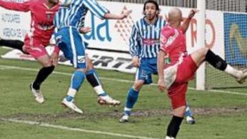 <b>REACCIÓN. </b>A pesar de ir por delante en el marcador, el equipo de Castro Santos no supo aprovechar esa ventaja.