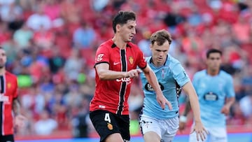 El central albanés del Mallorca, Marash Kumbulla, en su debut en Son Moix contra el Celta.